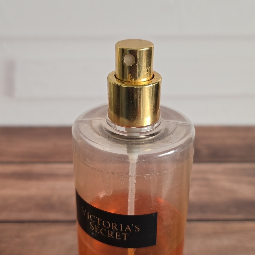 VICTORIA SECRET | AMBER ROMANCE - Picture 8 of 8